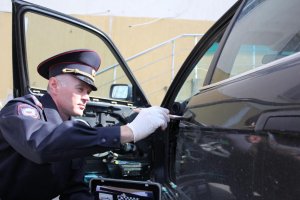 Полицейские Кавказского района задержали подозреваемого в хищении отечественного автомобиля